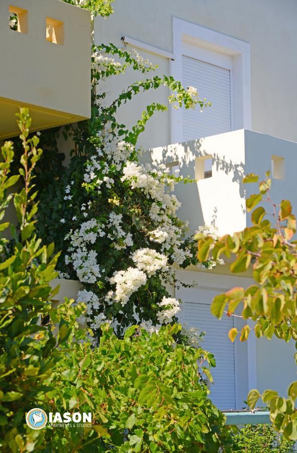 Giosonas Iason Hotel Apartments מראה חיצוני תמונה