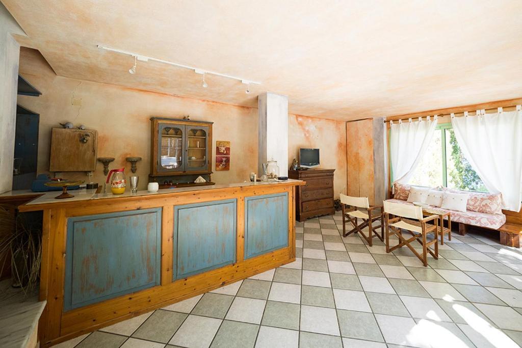 Giosonas Iason Hotel Apartments מראה חיצוני תמונה