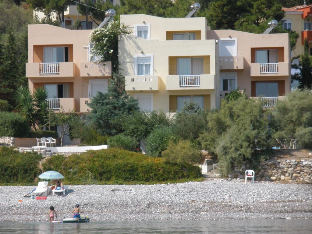 Giosonas Iason Hotel Apartments מראה חיצוני תמונה