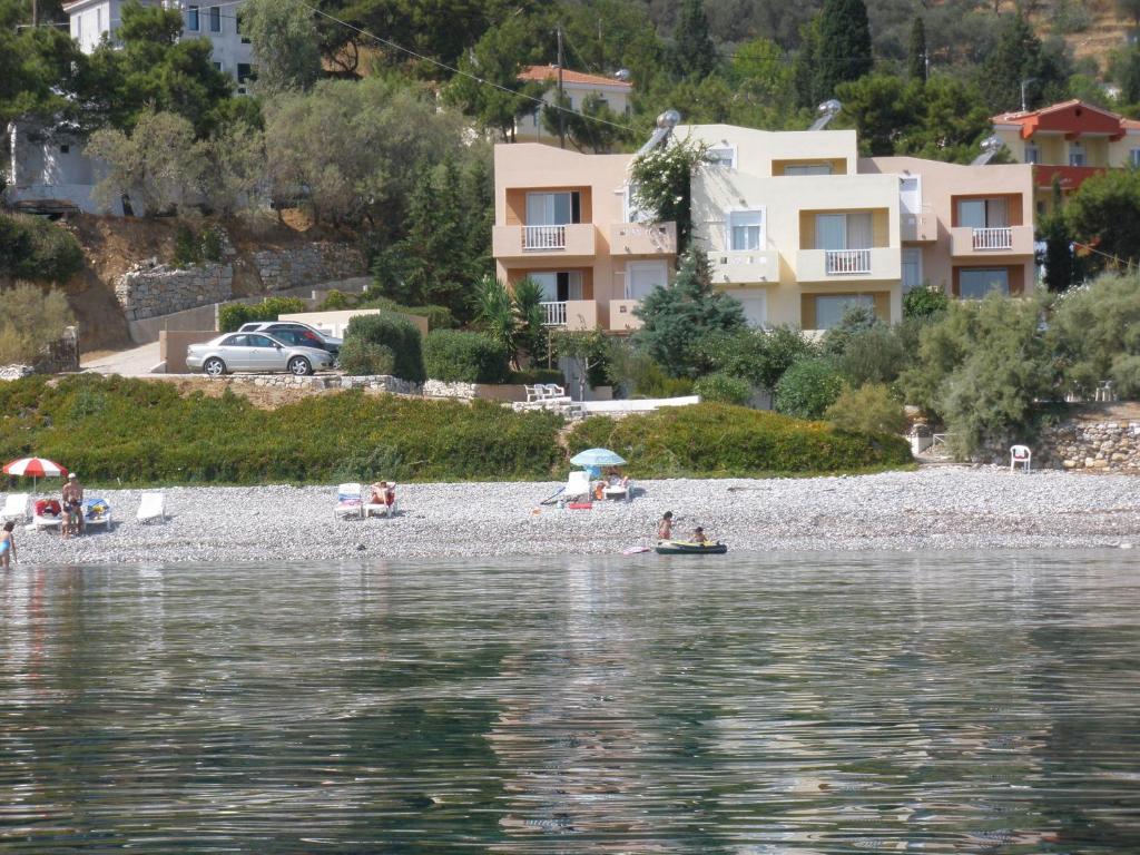 Giosonas Iason Hotel Apartments מראה חיצוני תמונה